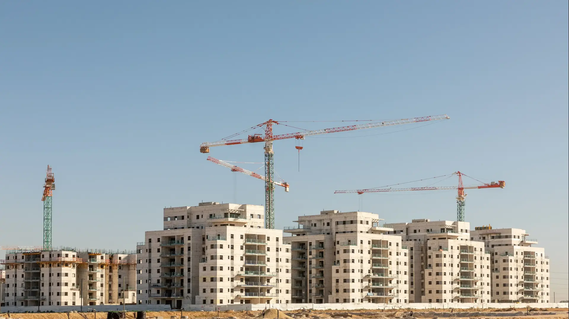 תנופת הבנייה באופקים