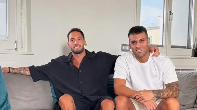 לאוטרו מרטינס עם הקאן צ'לחנוילו, שחקני אינטר לאוטרו מרטינס עם הקאן צ'לחנוילו, שחקני אינטר