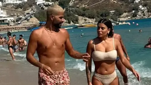 ליאל קוצרי וספיר בורגיל נופשים במיקונוס