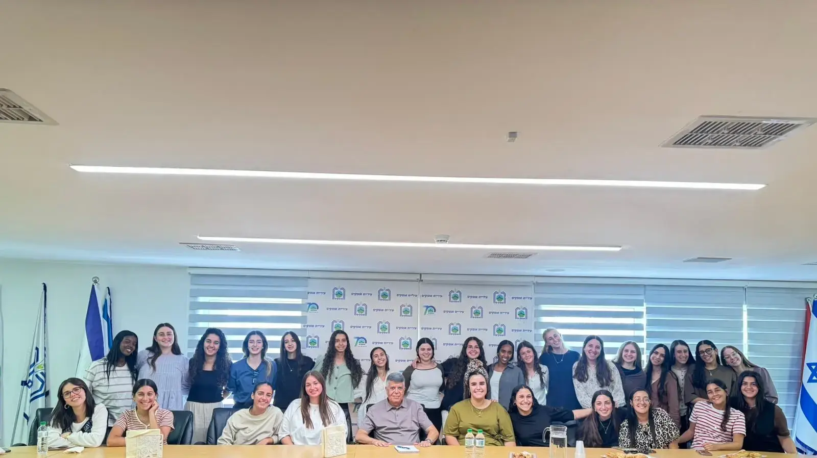בנות השירות הלאומי של ארגון ״בת עמי״ הגיעו לאופקים