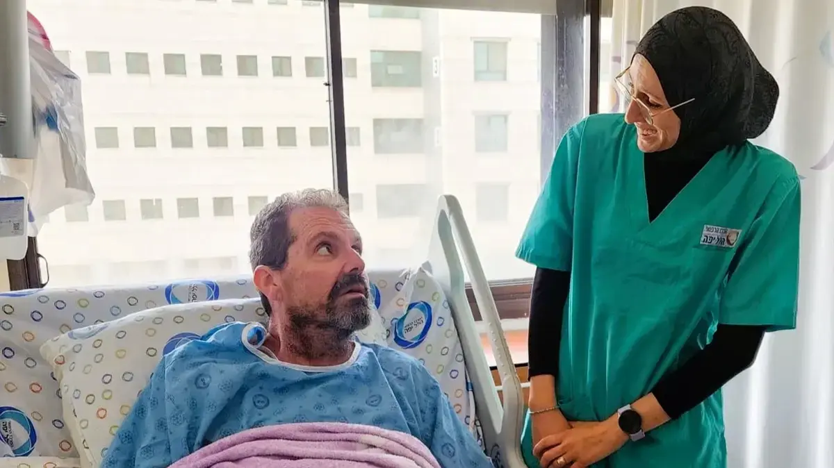 הצילה את חייו. האחות סאג'א וותד והבן שביקר את אמו וחייו ניצלו