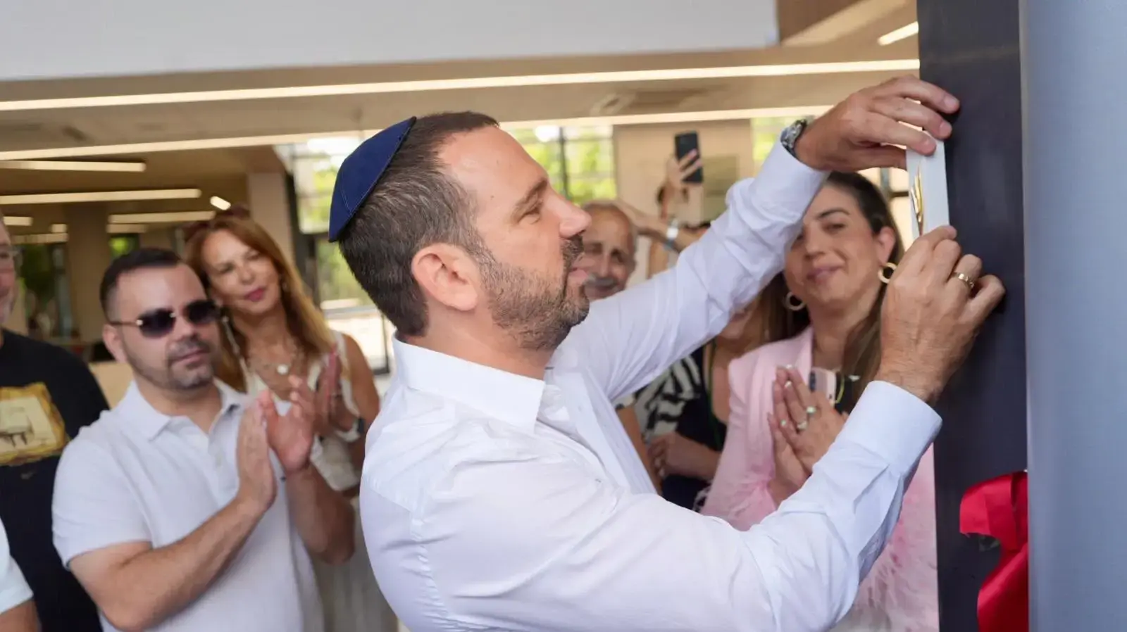 שי קינן ראש העיר חולון - "יוני היה סמל לאומץ ולמנהיגות"