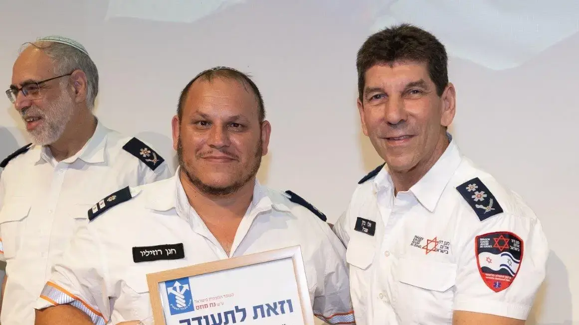 עובד מצטיין מרחב נגב - חנן רוזוליו