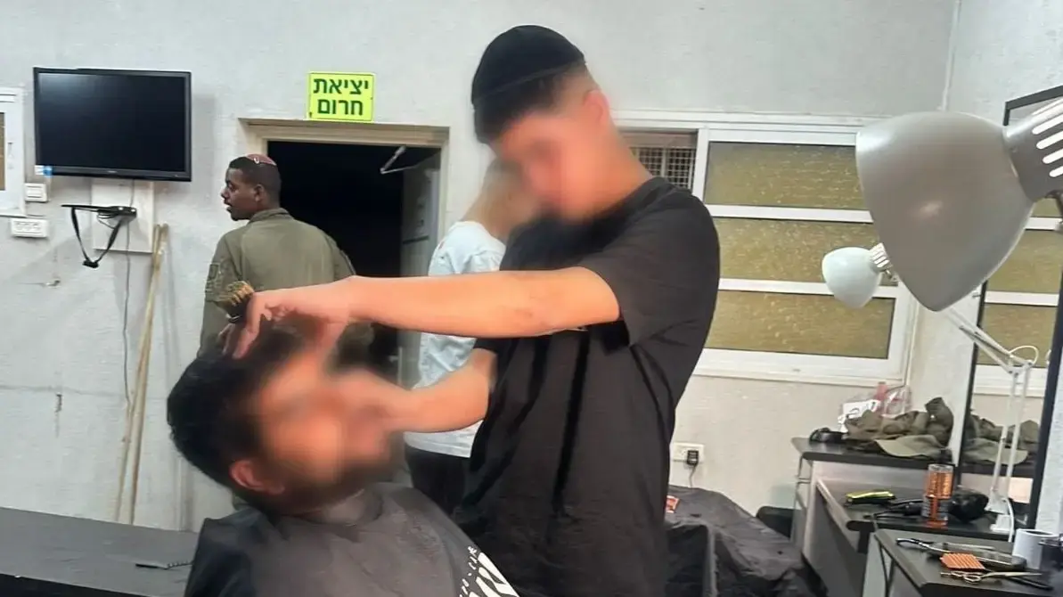 תלמידי בית החינוך אמית טכנולוגי באר שבע פינקו את הלוחמים מעזה לקראת ראש השנה