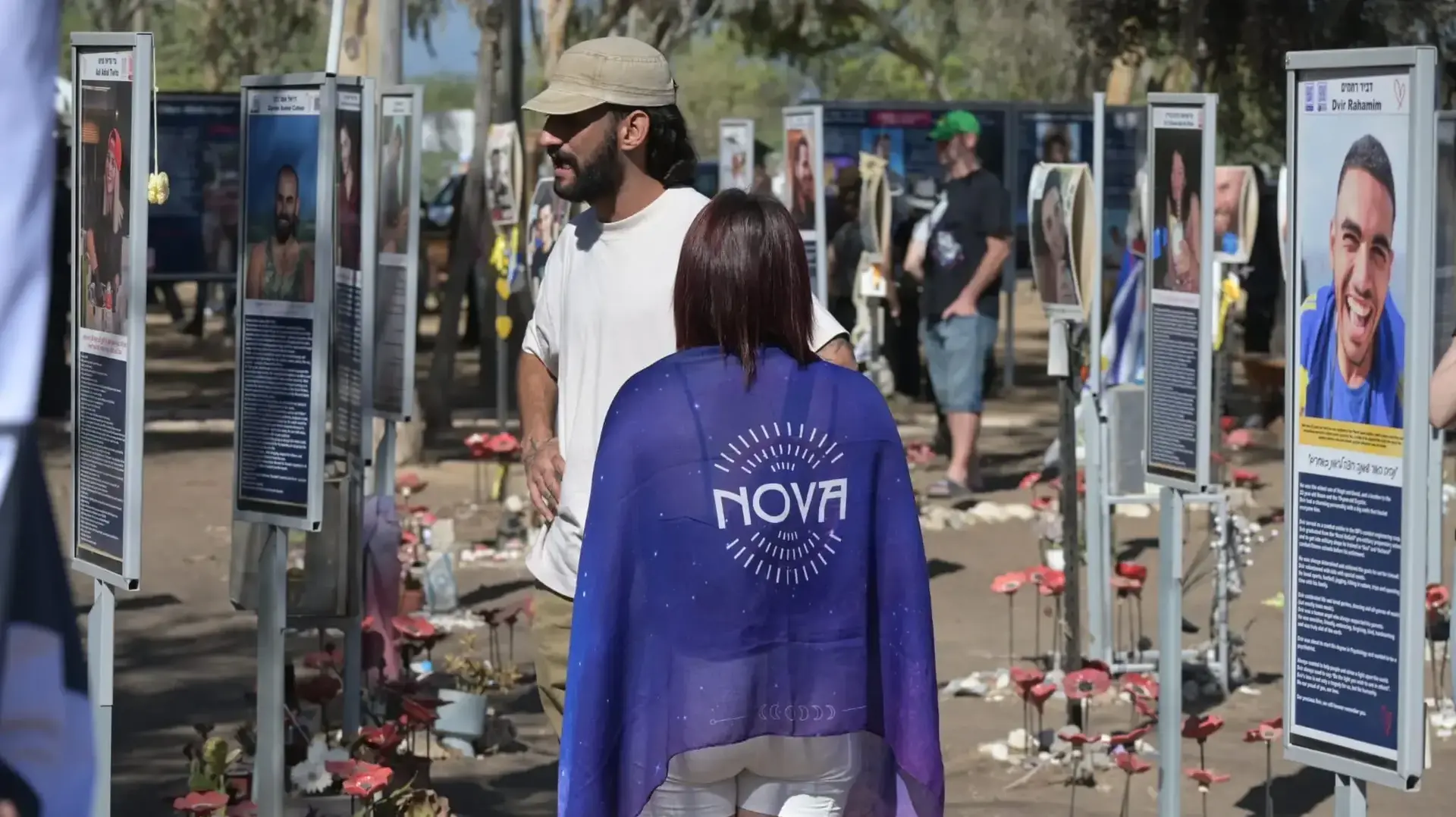 חניון קיבוץ רעים שנתיים לאחר הטבח במסיבת הנובה, 7 באוקטובר 2025