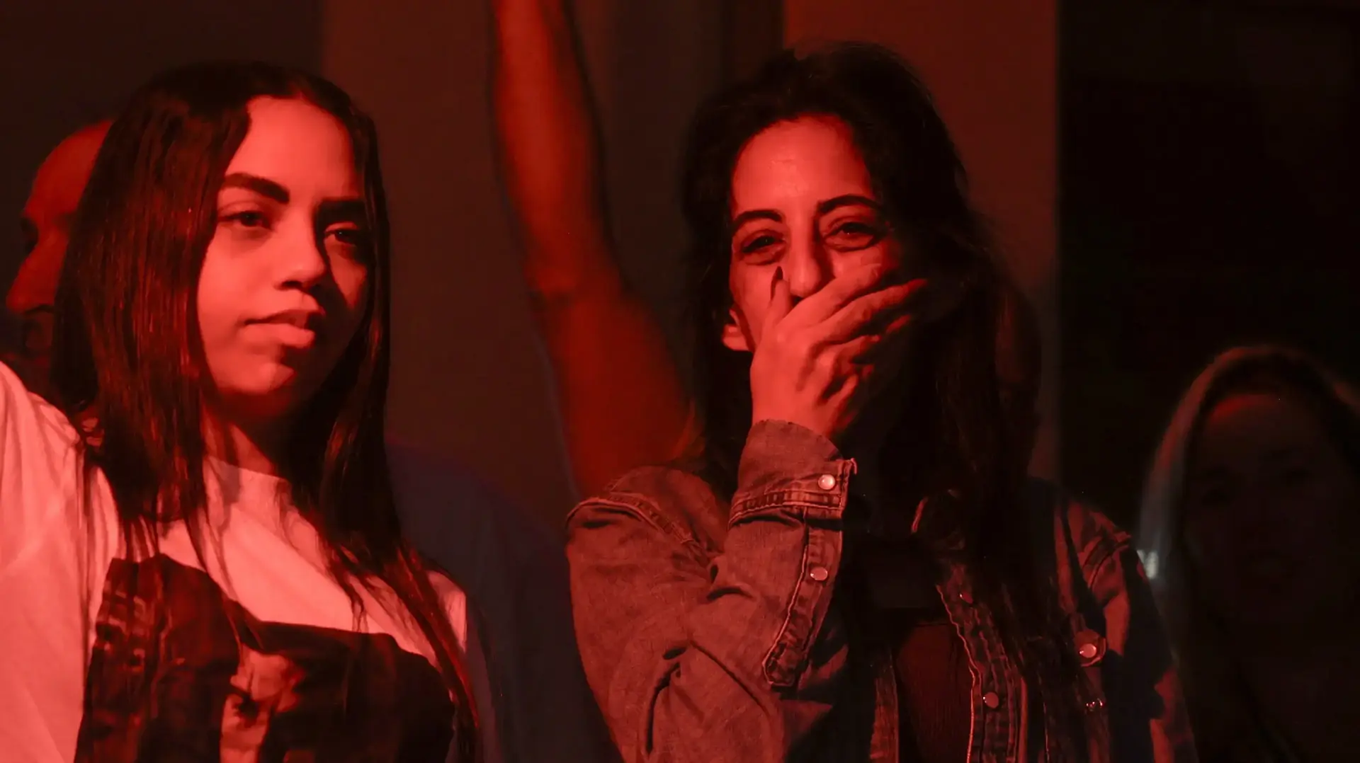 עינב צנגאוקר, חגיגות בכיכר החטופים עם קבלת ההודעה על עסקה להשבתם, 9 באוקטובר 2025