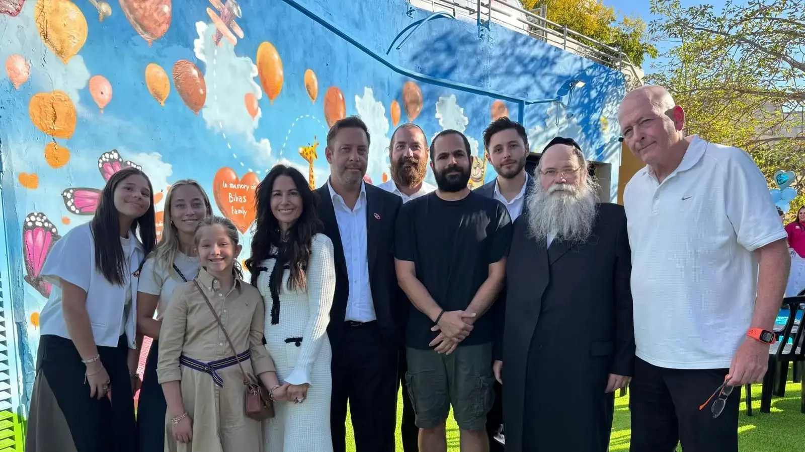 גן משחקים חדש לילדים חולי סרטן בבית רחשי לב בתל השומר לזכר ילדי משפחת ביבס