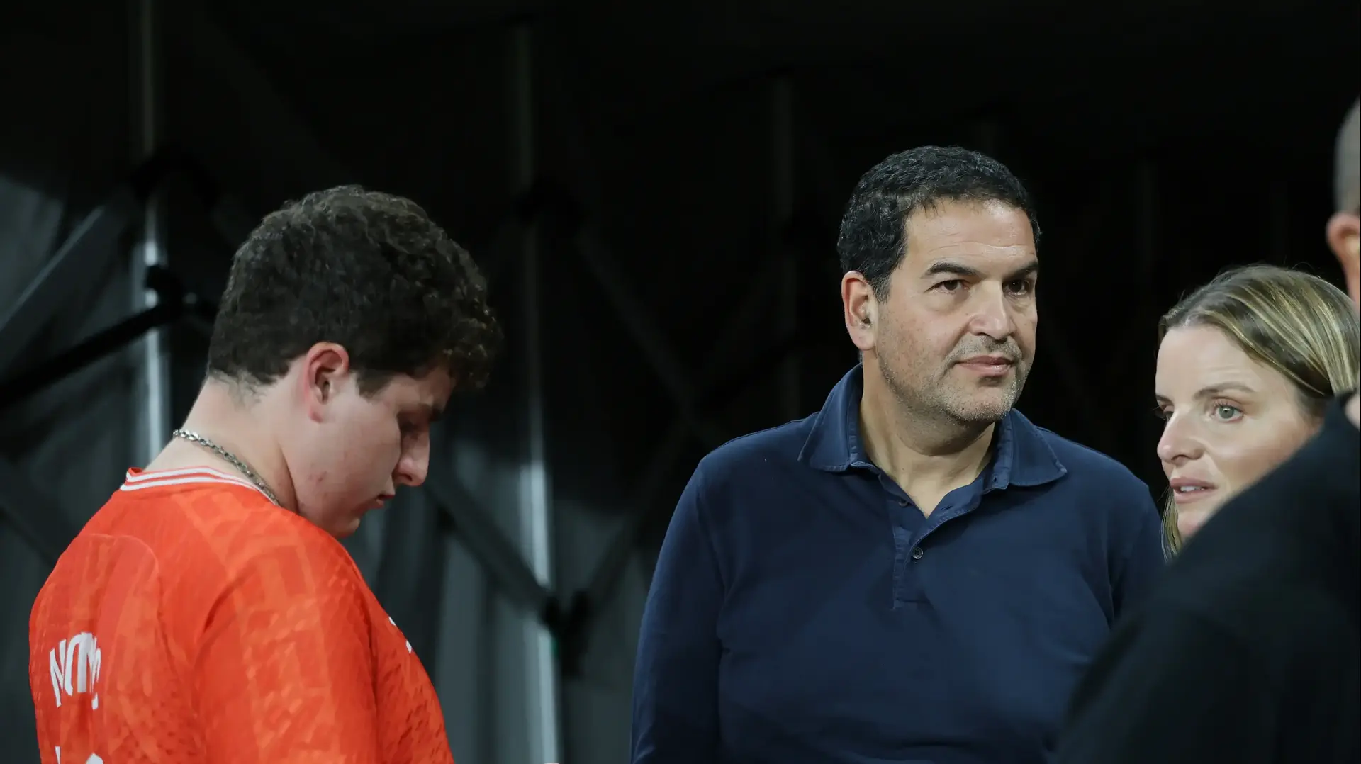 אדמונד ספרא בעלים הפועל תל אביב עם בנו מואיז ספרא