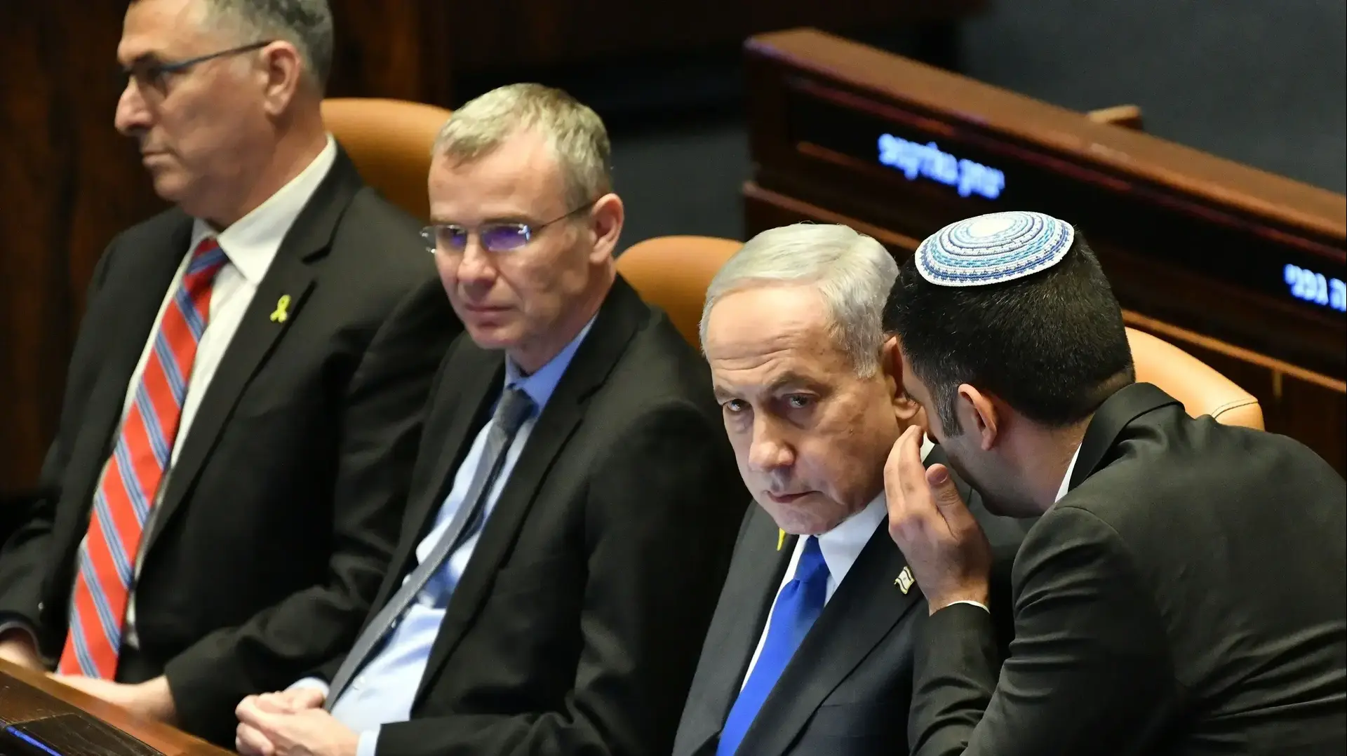 רה"מ בנימין נתניהו,יריב לוין, גדעון סער, שלמה קרעי, פתיחת מושב הכנסת, 20 באוקטובר 2025