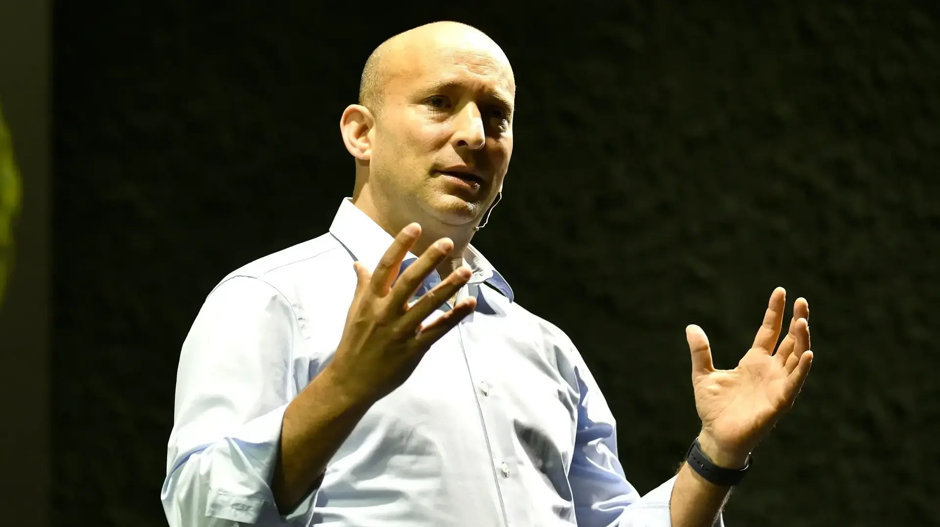 נפתלי בנט, כנס "חינוך מחדש", המרכז האקדמי לוינסקי־וינגייט, 27 באוקטובר 2025