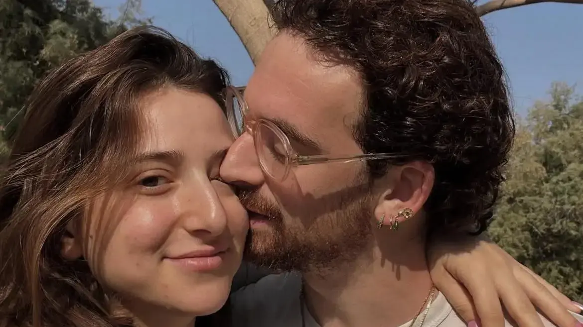 אלונה סער ובן זוגה