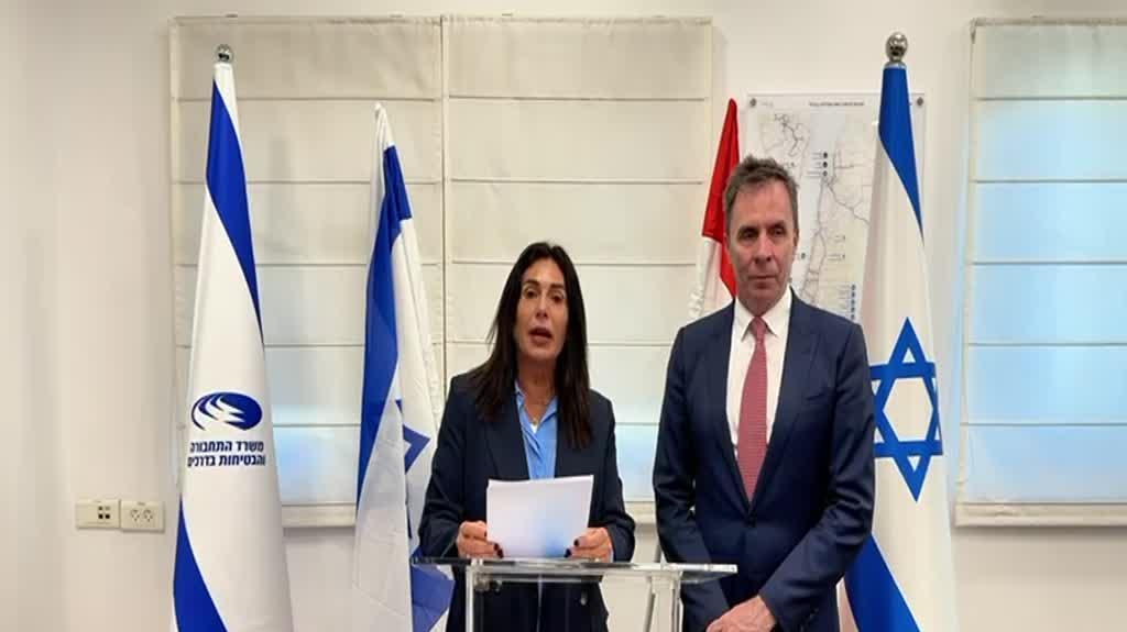 שרת התחבורה ומנכ" וויז אייר שרת התחבורה ומנכ" וויז אייר