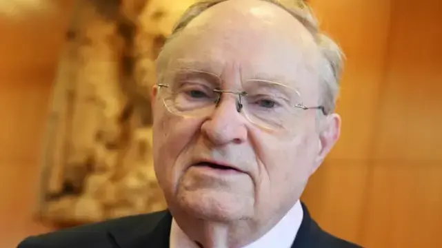 Ludwig Minelli מייסד דיגניטאס