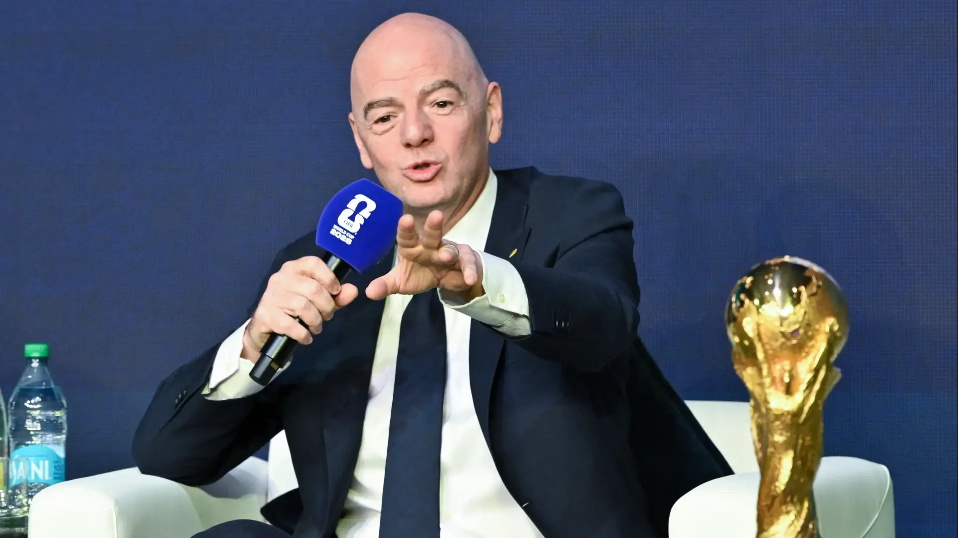 נשיא פיפ"א ג'אני אינפנטינו נשיא פיפ"א ג'אני אינפנטינו