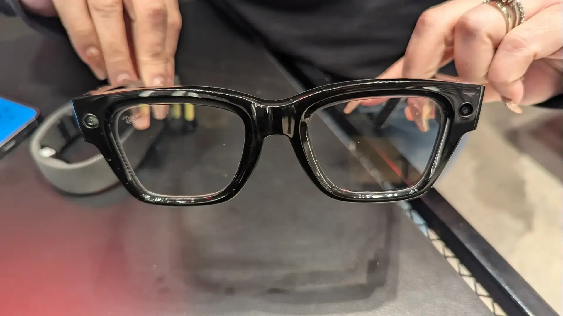 משקפיים חכמים משקפי מטא ריי באן דיספליי Meta Ray Ban display