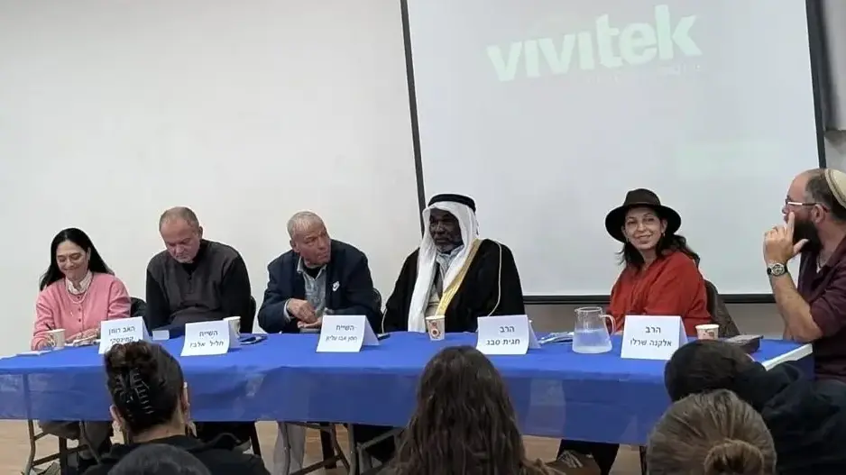 פאנל דתות