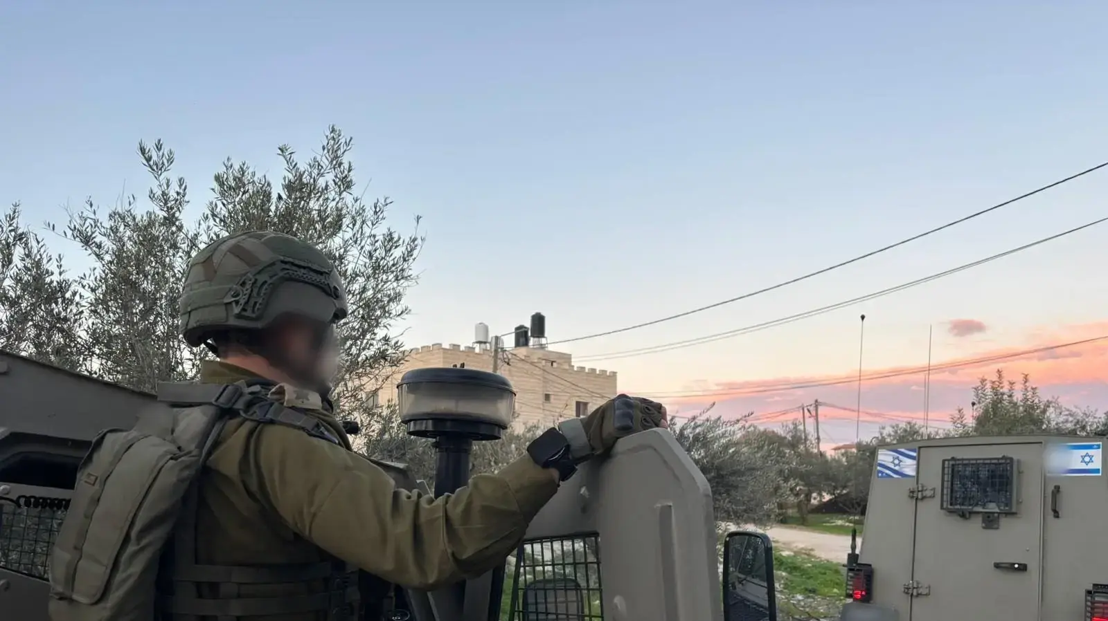 כוחות צה"ל בכפר של המחבל בקבאטיה