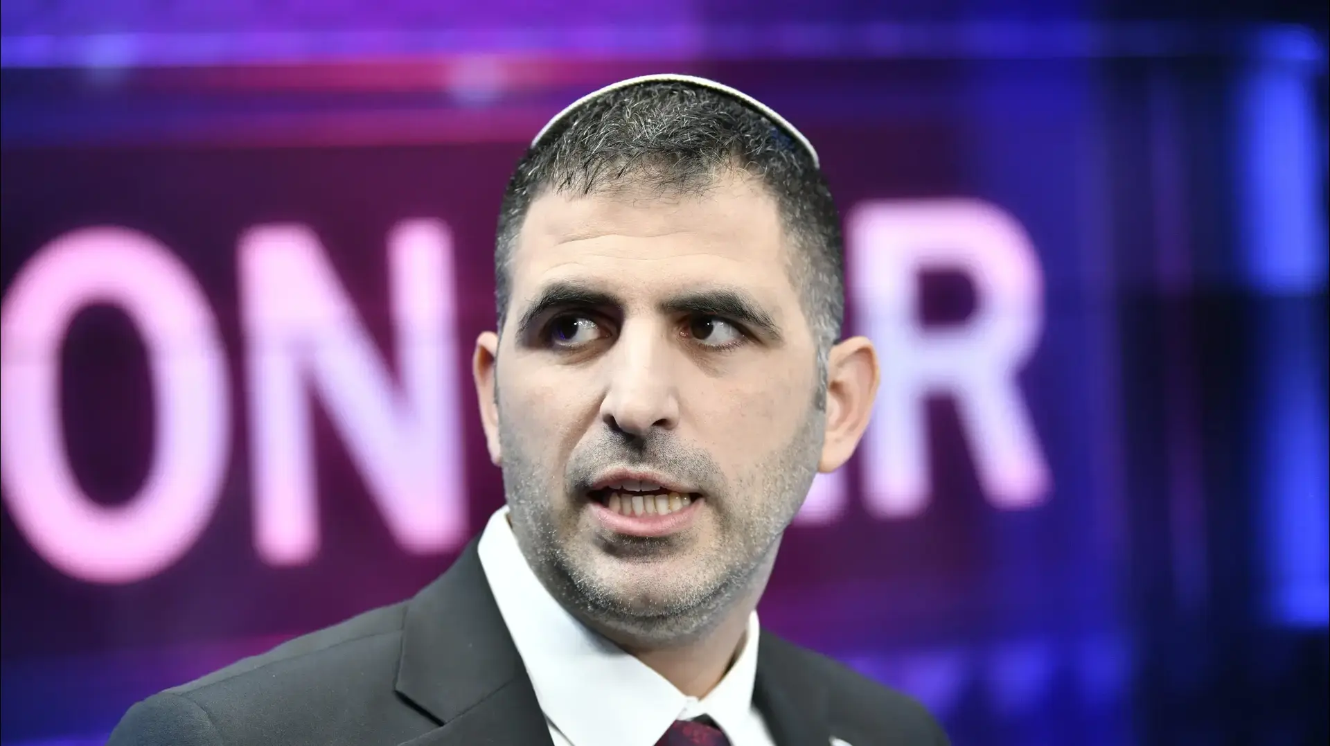 שר התקשורת שלמה קרעי בראיון ל"תיקטוק" 29.12.2025