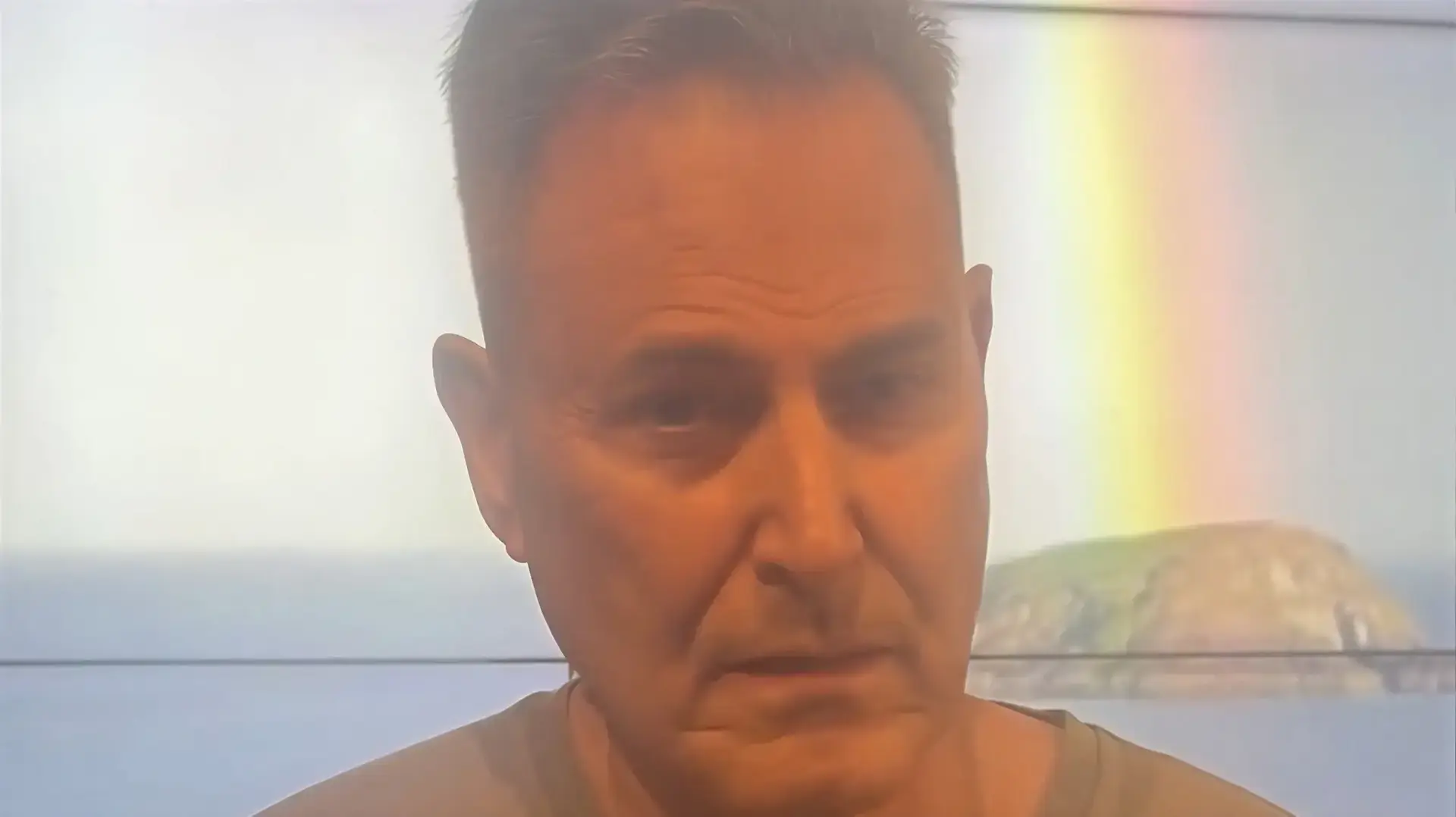 אורי גלר מציע לטראמפ להקים בסיס באי שלו