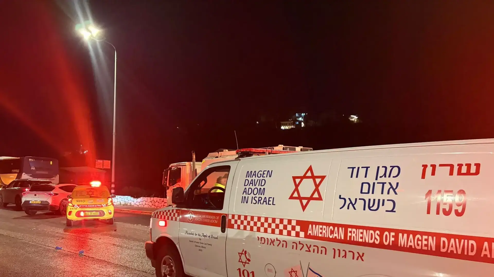 תאונת דרכים בין משאית לרכב פרטי בכביש 65 בסמוך לצומת מי עמי