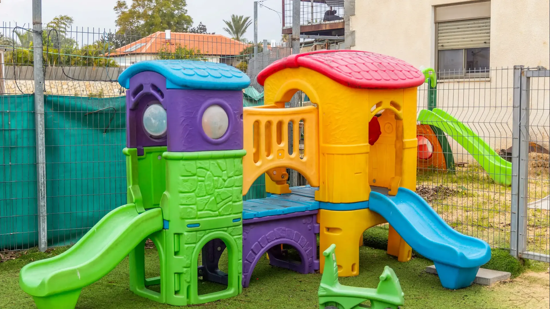 חצר משחקים, גן ילדים, 29 בינואר 2026