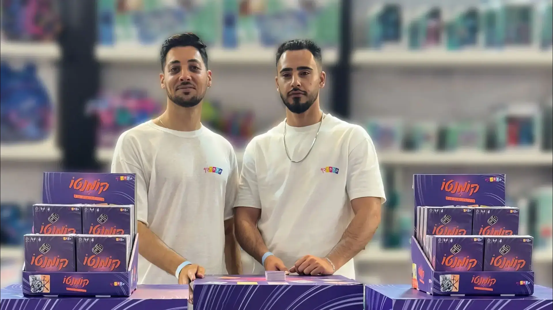 בן בנימין יצחק (מימין) ועמית אלקיים, מקימי קלפיכיף