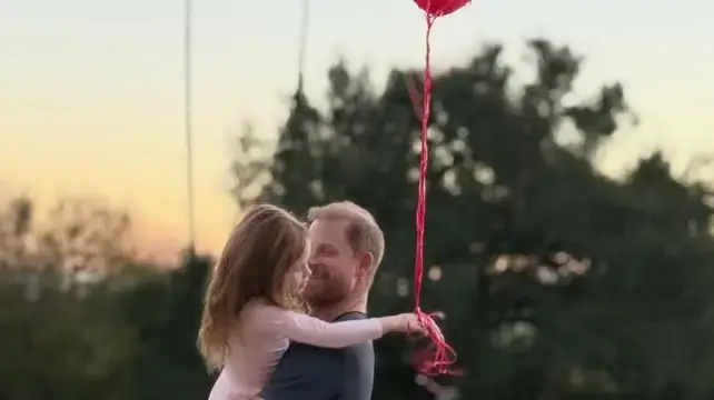 מייגן מרקל חשפה את פניה של בתה ליליבת