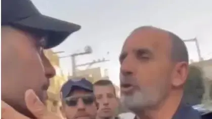 מרדכי דוד ומפכ"ל המשטרה דני לוי
