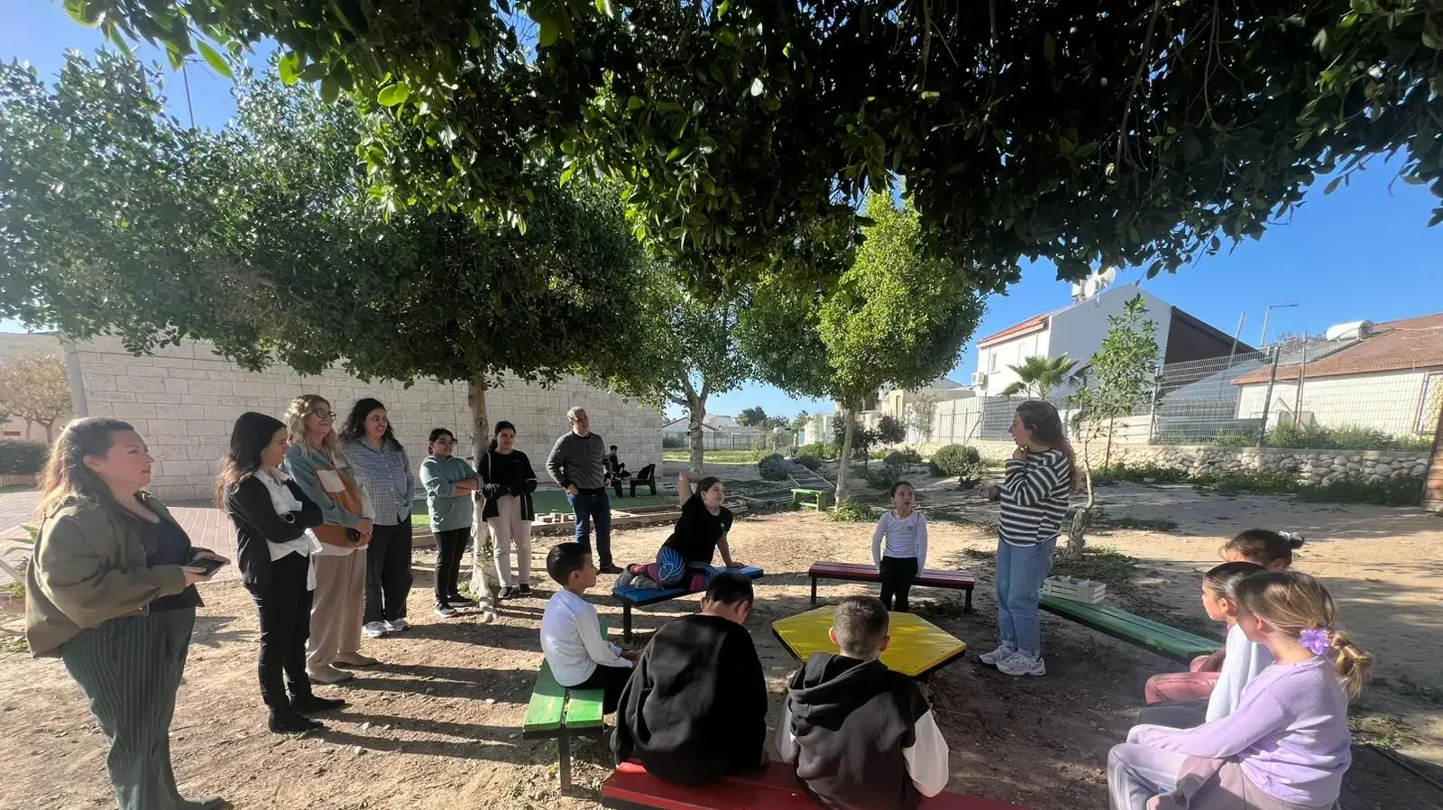 חניכי מרכז המצוינות מבאר שבע אירחו בגינה הקהילתית