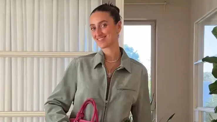 דנה שם טוב