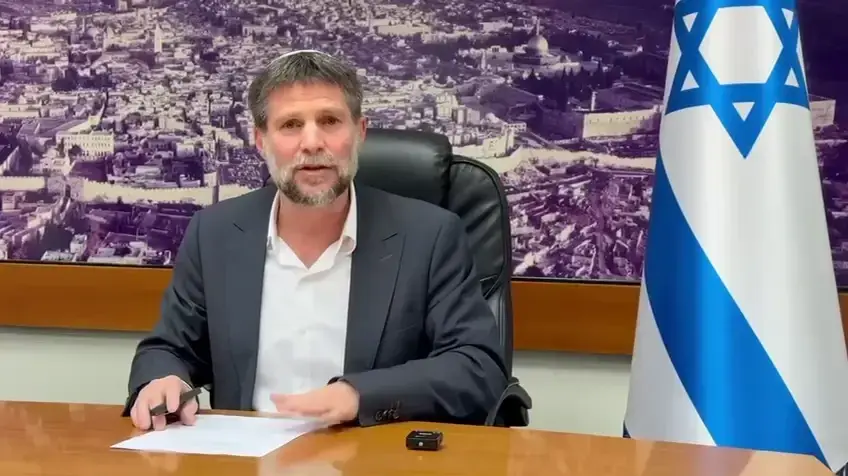 שר האוצר בצלאל סמוטריץ׳ חתם על צו לפטור ממס על ייבוא אישי עד 130 דולר