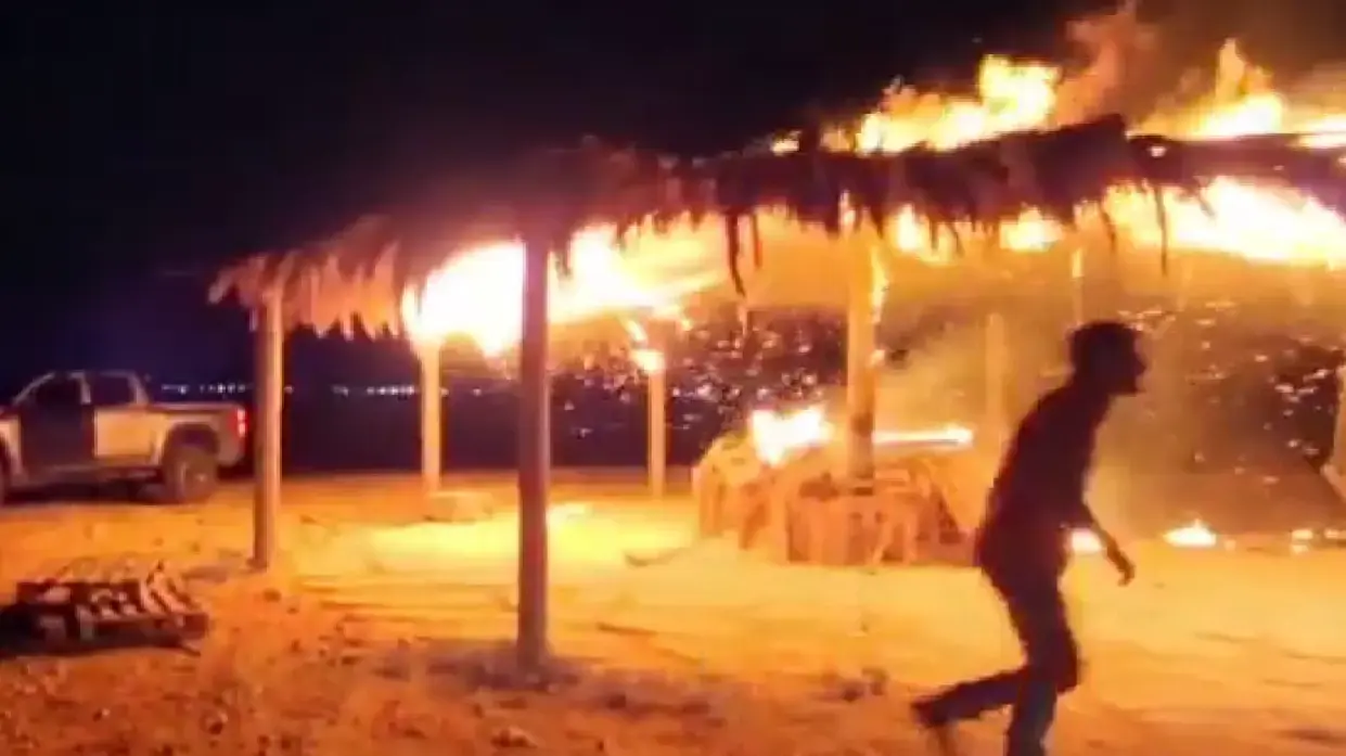 המצפה שנשרף סמוך לרתמים