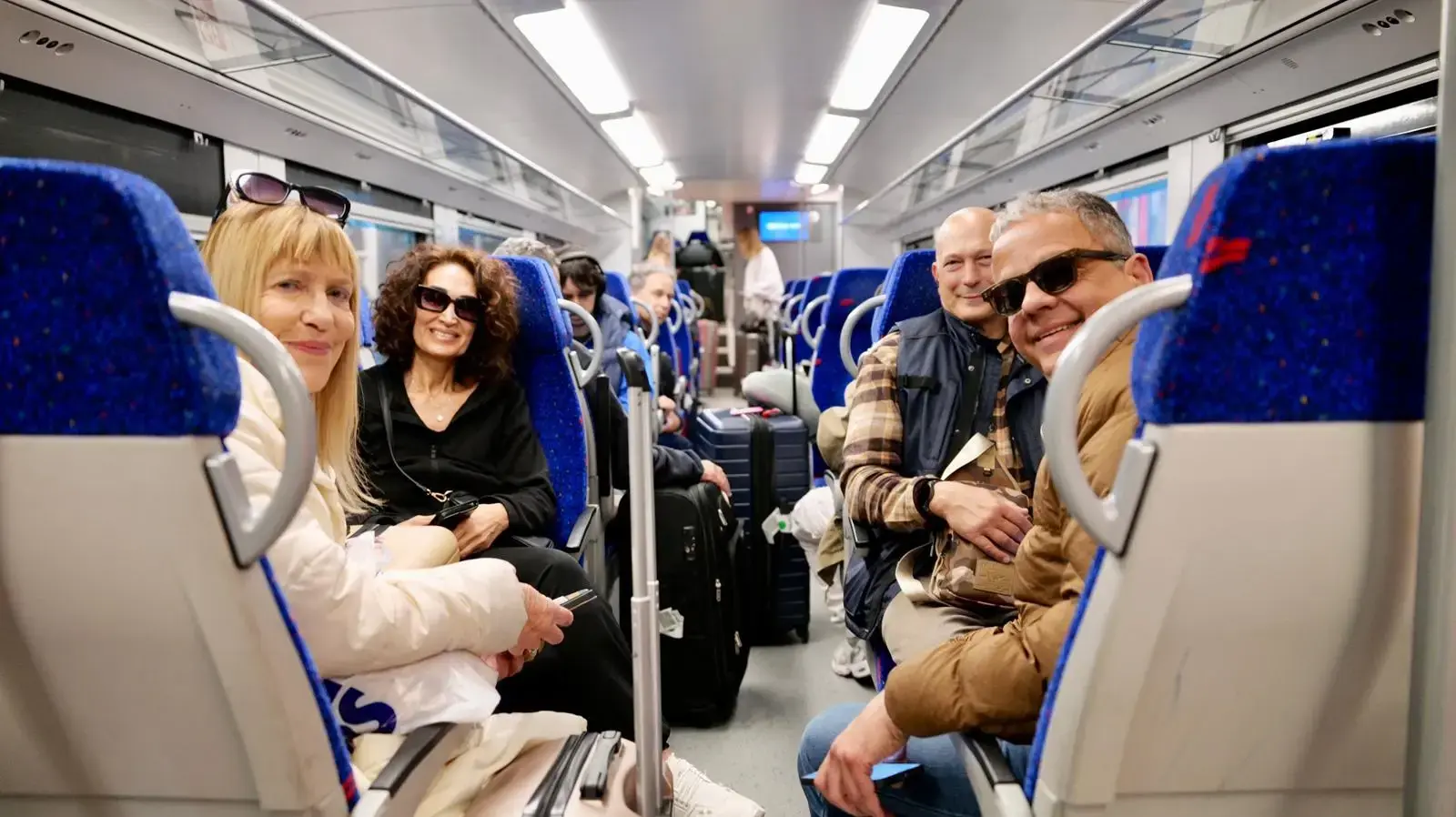הסעת חוזרים מנתב"ג במבצע שאגת הארי ברכבת