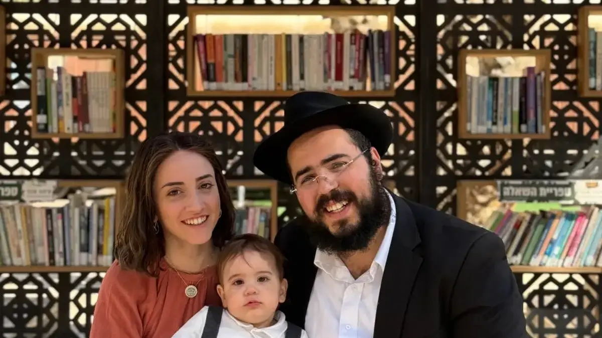 השלוחים החדשים לעומר, הרב אברהם ורחל סילם
