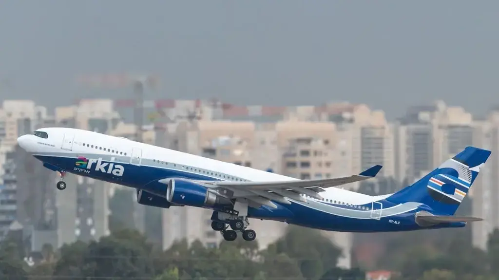 מטוס ארקיע