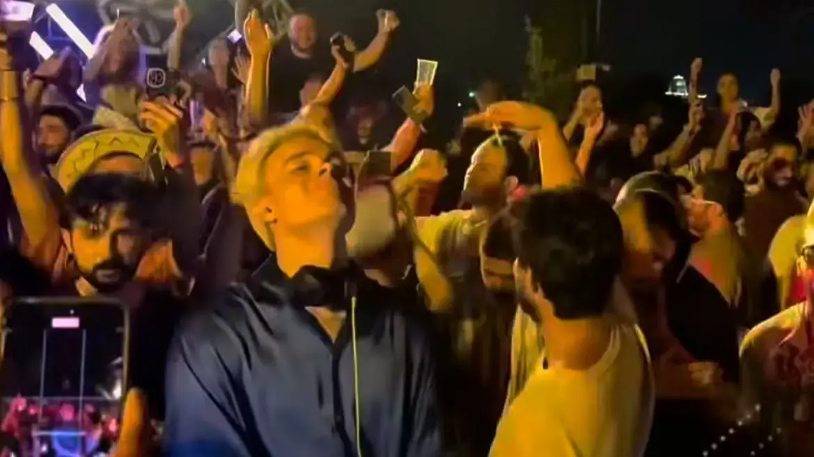 מחאה בדמשק נגד חוקי היובש החדשים של המשטר בראשות אל-ג'ולאני