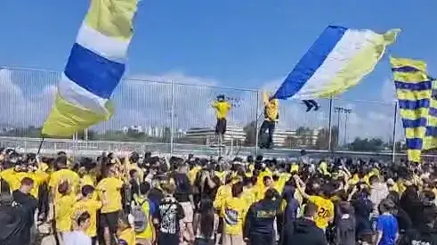 אוהדי מכבי תל אביב באימון המסכם לפני המשחק מול הפועל באר שבע