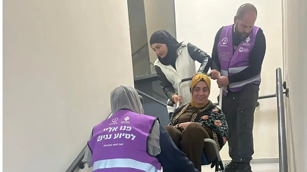 מתנדבים בסיוע במקלט בצפון