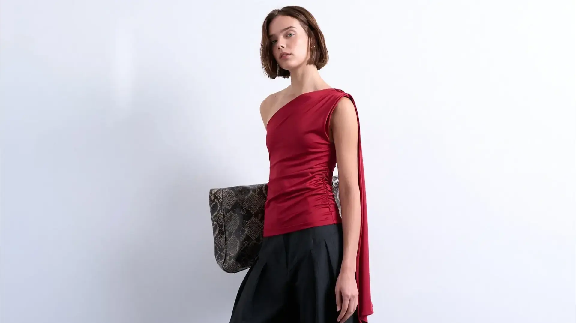 טופשופ TOPSHOP