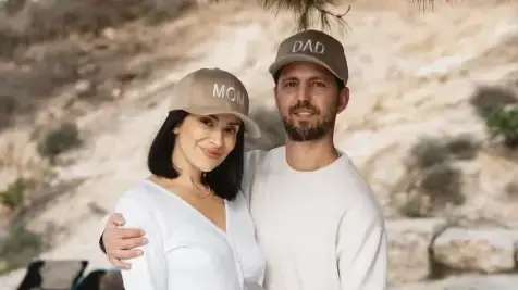 שורד השבי אלקנה בוחבוט ואשתו רבקה מצפים לילד שני