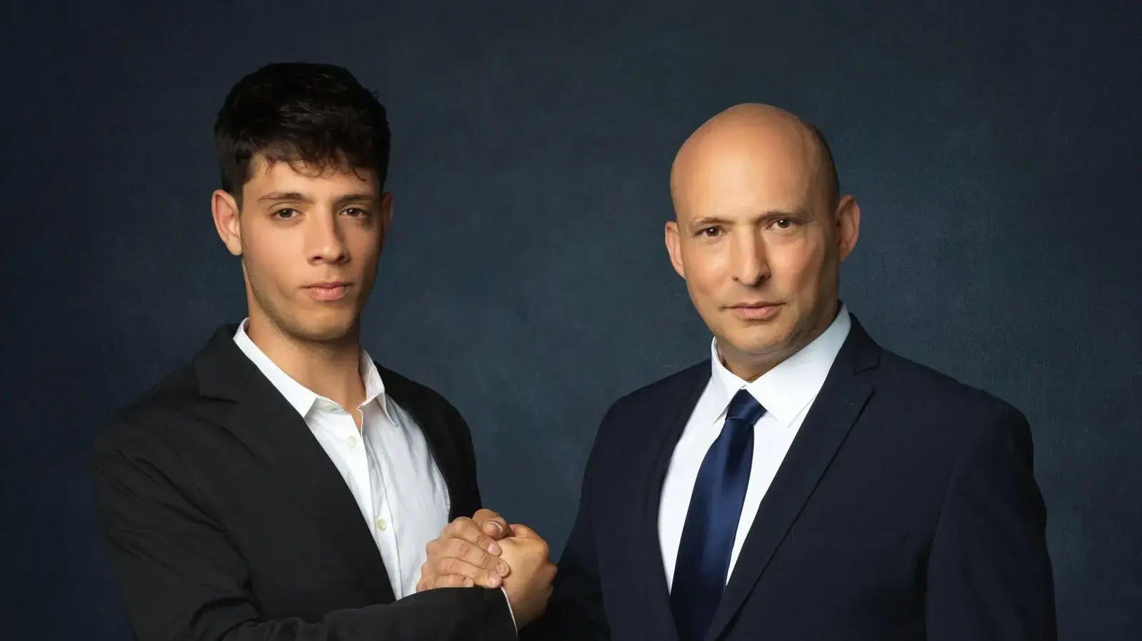 ארגון הצעירים המשרתים הגדול בישראל, ׳כתף אל כתף׳ מצטרף היום למפלגת ׳בנט 2026׳.