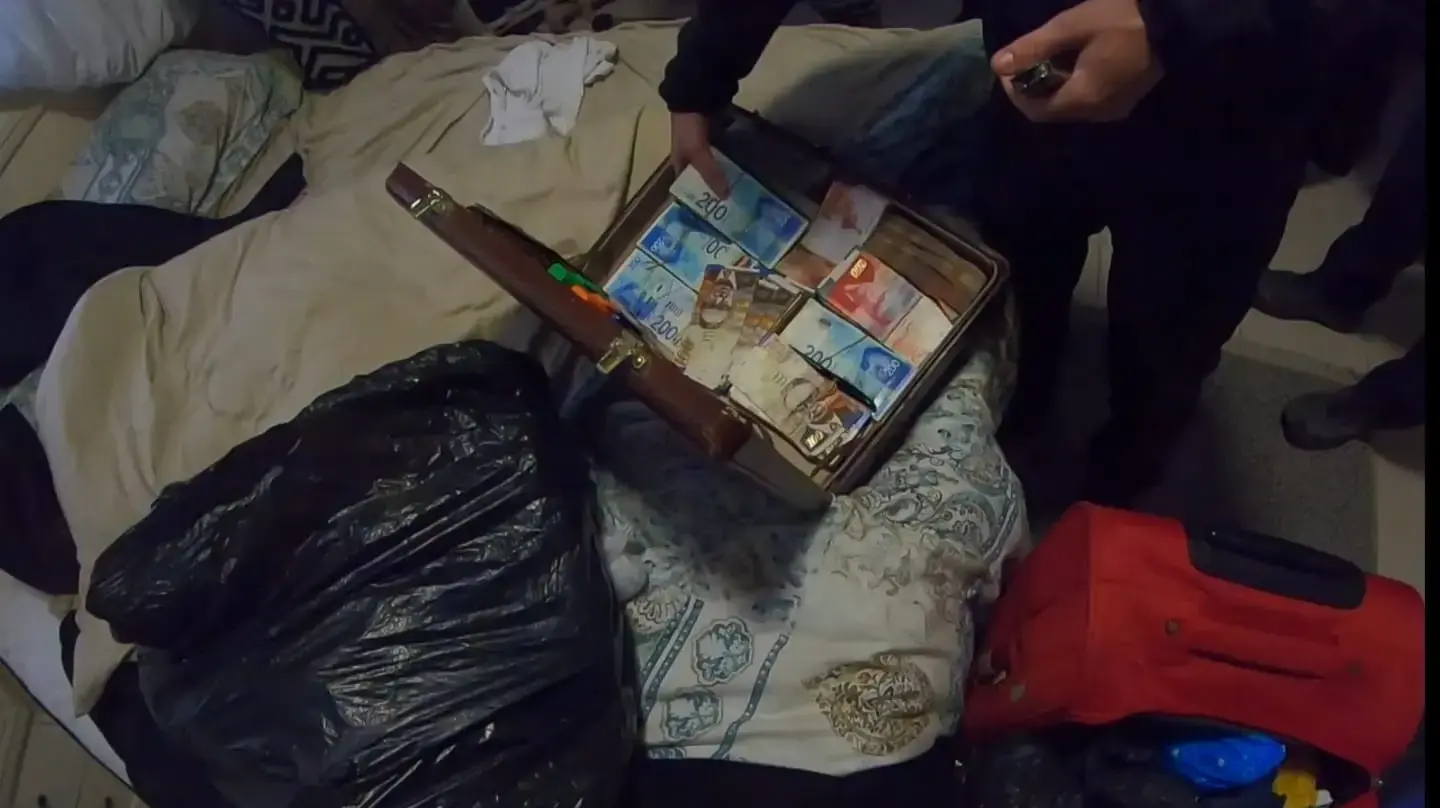 המזוודה בה נתפס הכסף
