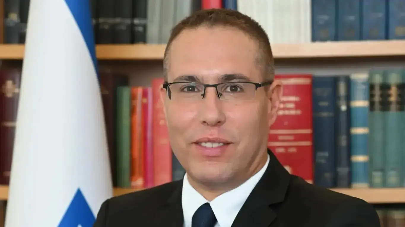 אלי  חזן