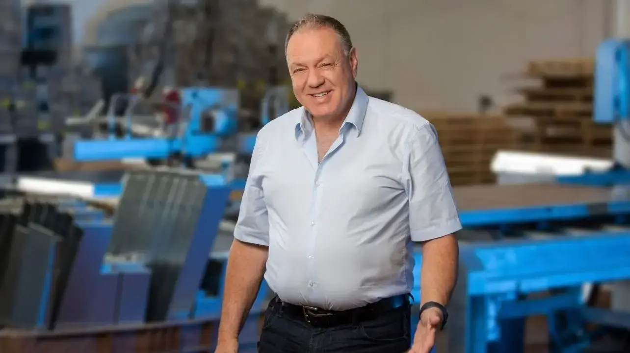 שמואל דונרשטיין, מנכ"ל ובעלים של קבוצת רב בריח