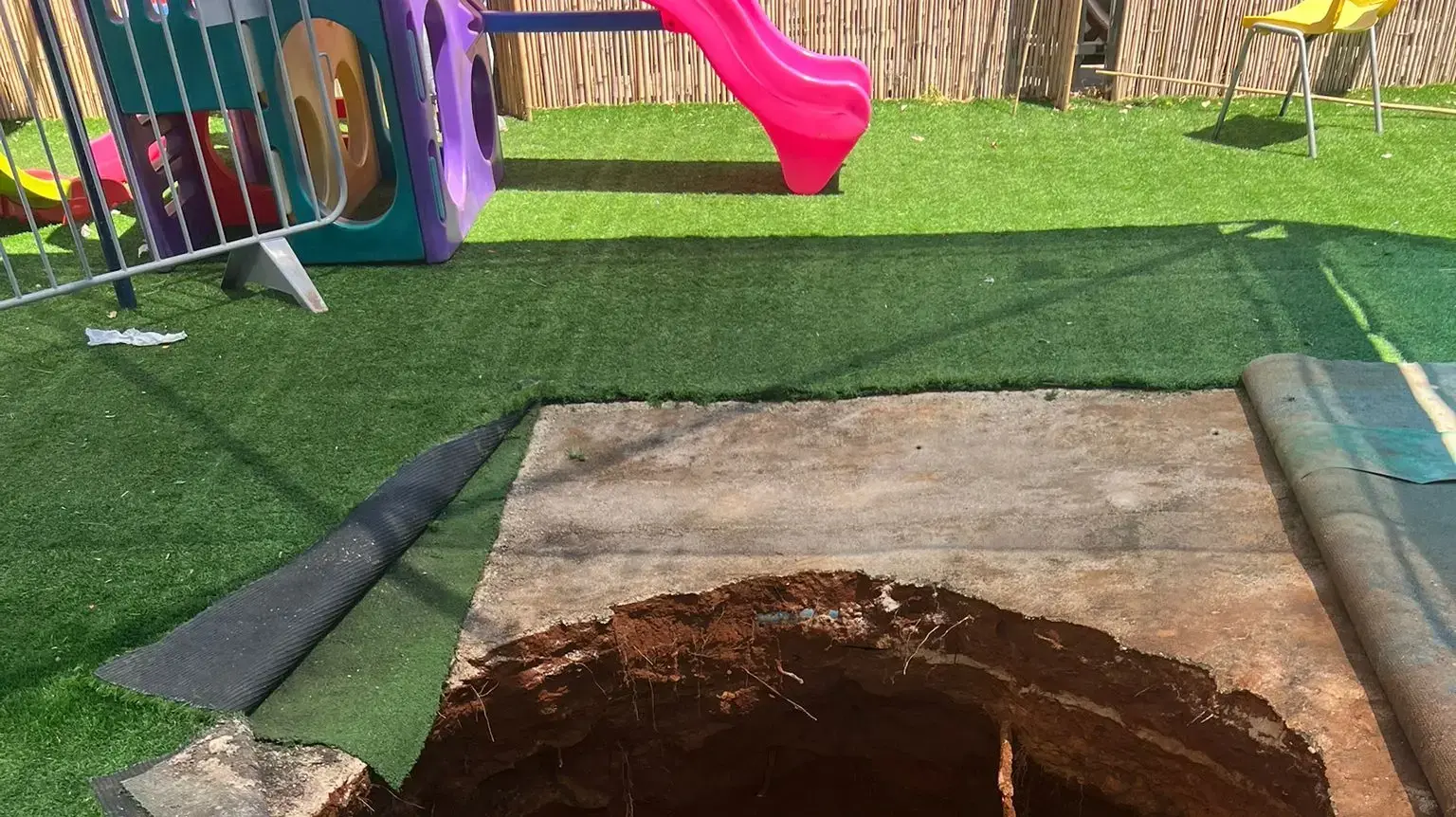 הבולען בגן הילדים בגבעת שמואל