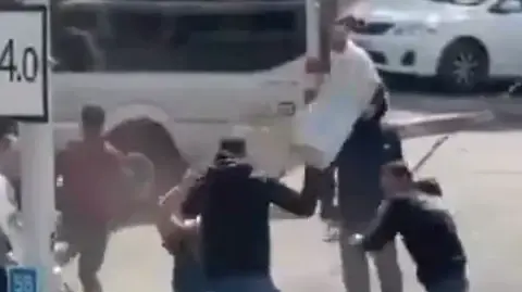 נערים תוקפים מורה נהיגה בגבעה הצרפתית ירושלים