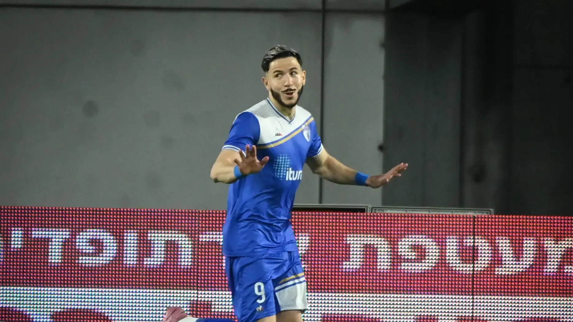 אדריאן אוגריסה חוג שער לזכות עירוני קרית שמונה