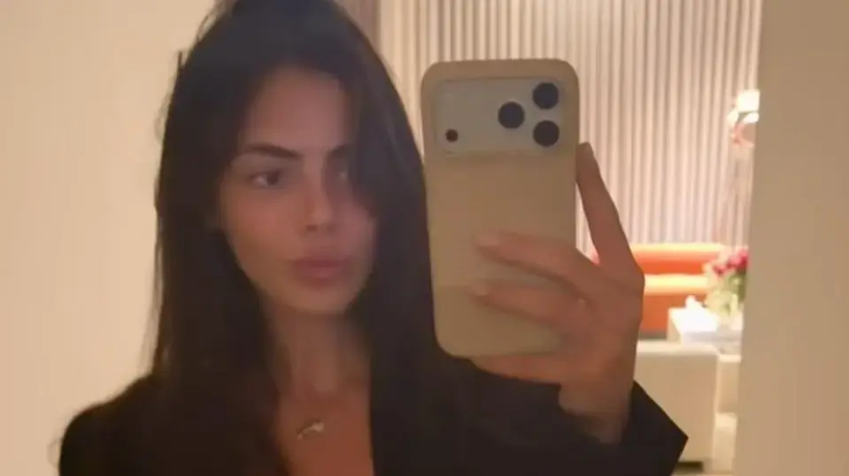 סשה ישראלוביץ' חושפת את טבעת האירוסין שקיבלה מעומר אדם