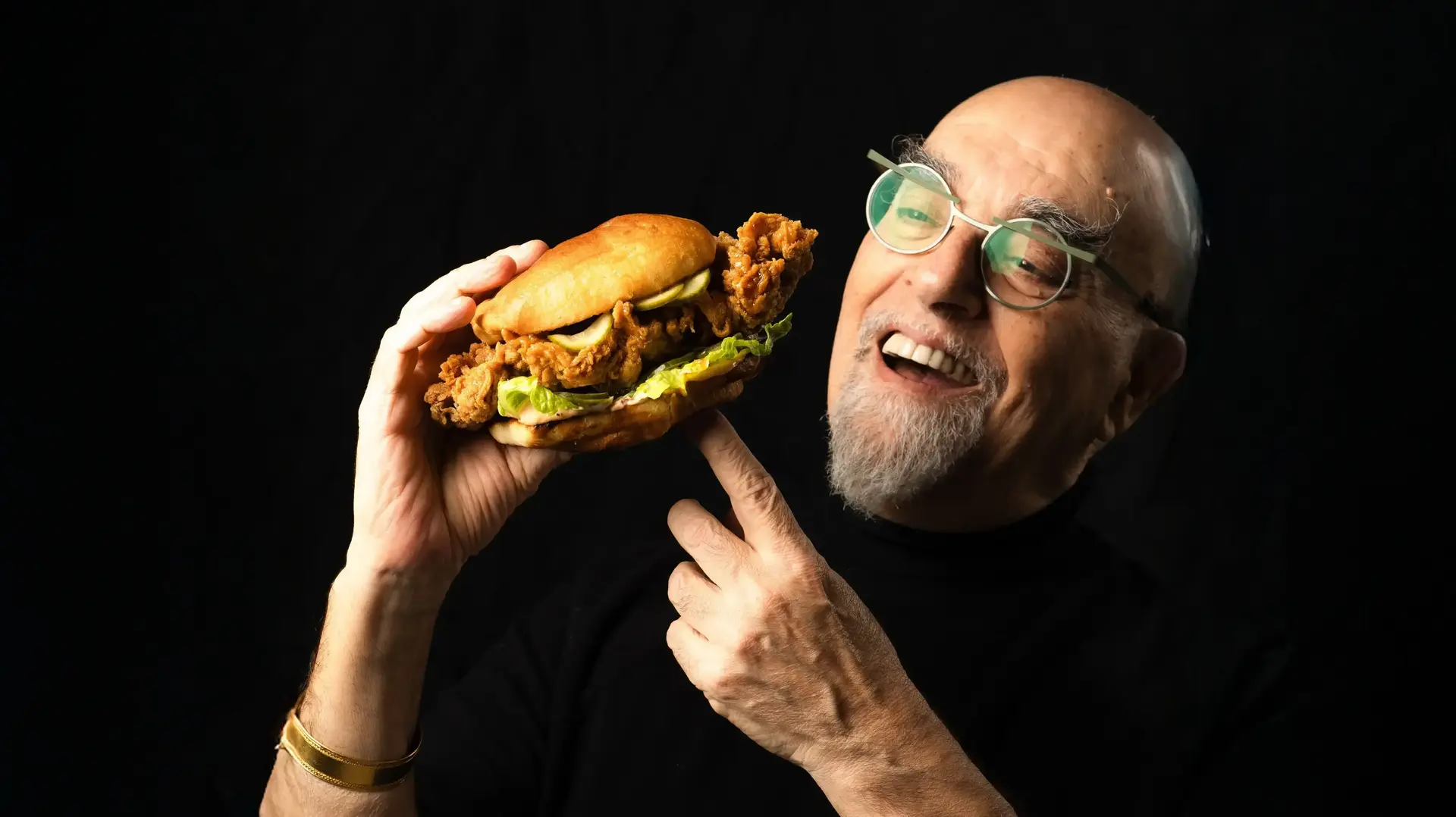 פיצח את סוד הקראנצ'יות ההיקפית. ישראל אהרוני