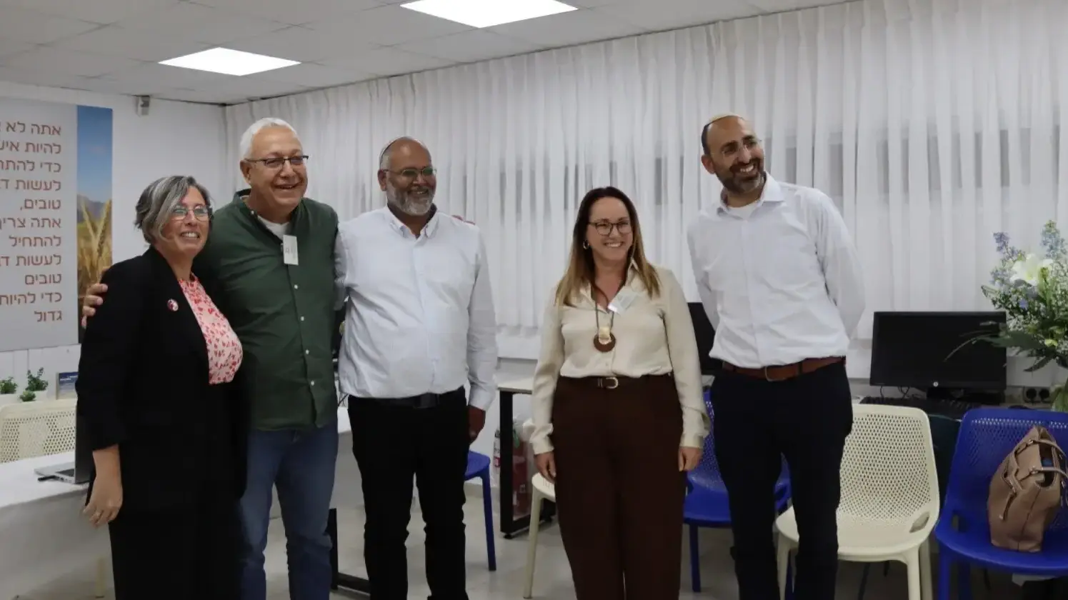 הנהלת אגף שח"ר ביקרה בבית החינוך אמית טכנולוגי באר שבע